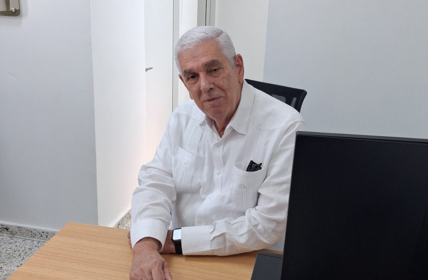 Mario Bournigal Mena: liderazgo y compromiso con la salud bucal en la Rep&uacute;blica Dominicana